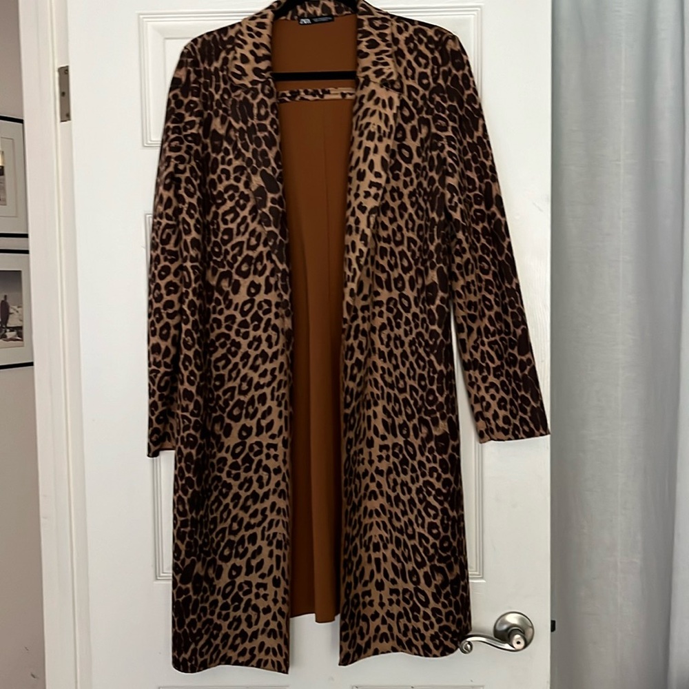 LEOPARD PRINT COAT, Faux Suede,Lightweight,Side-seam pockets, Perfect Condition